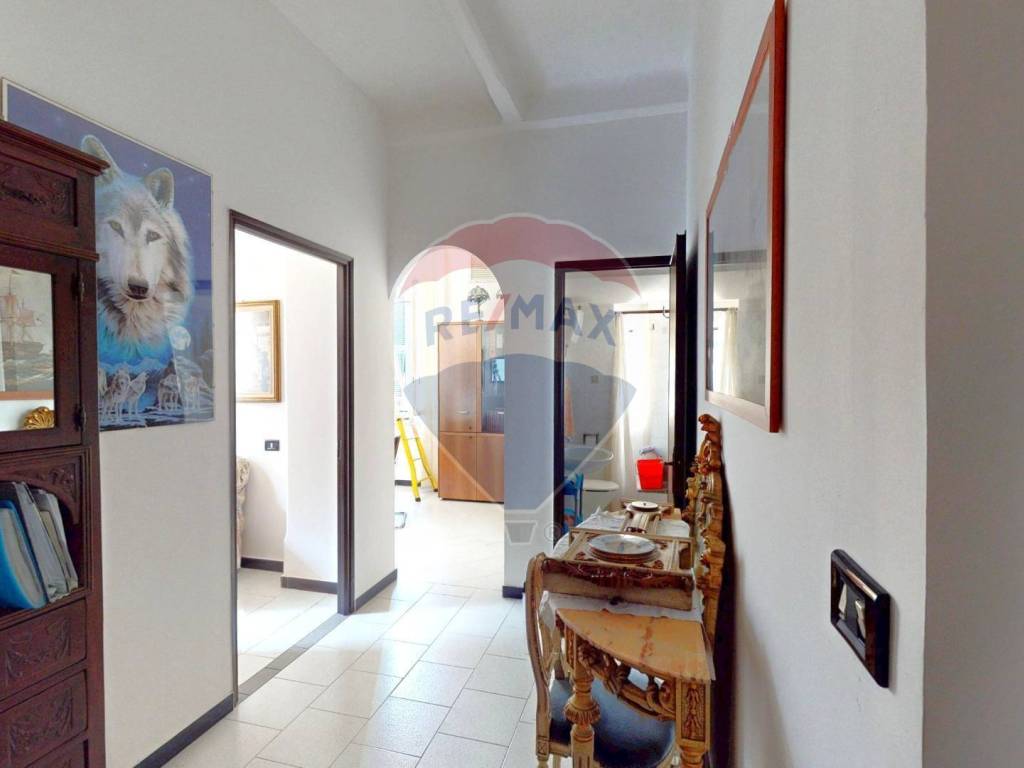 appartamento in vendita a Genova in zona Bolzaneto