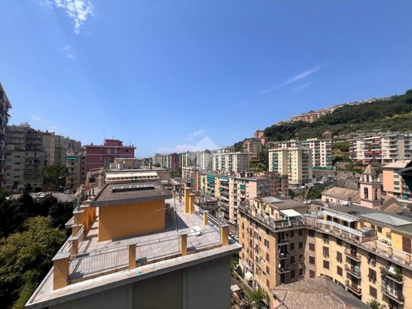 appartamento in vendita a Genova in zona Quezzi