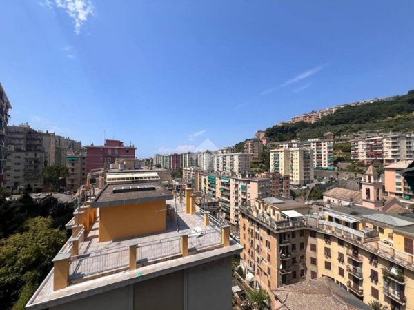 appartamento in vendita a Genova in zona Quezzi