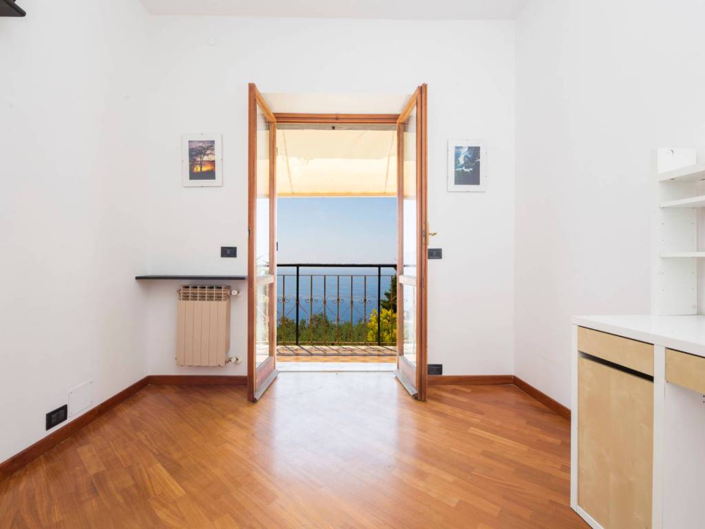 appartamento in vendita a Genova in zona Nervi