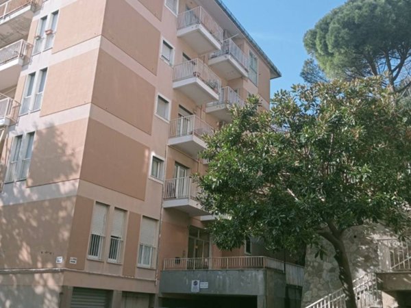 appartamento in vendita a Genova in zona Sampierdarena