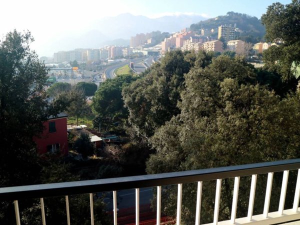 appartamento in vendita a Genova in zona Palmaro / Pra'