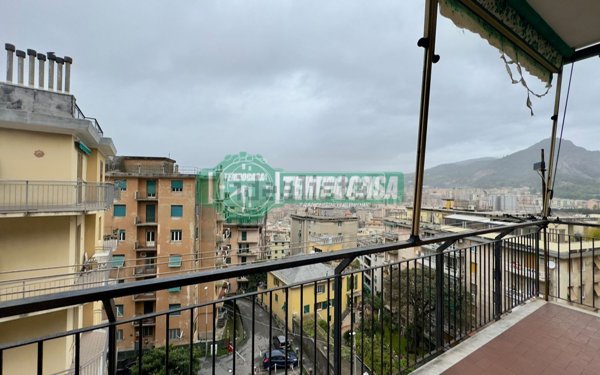 appartamento in vendita a Genova in zona Sestri Ponente