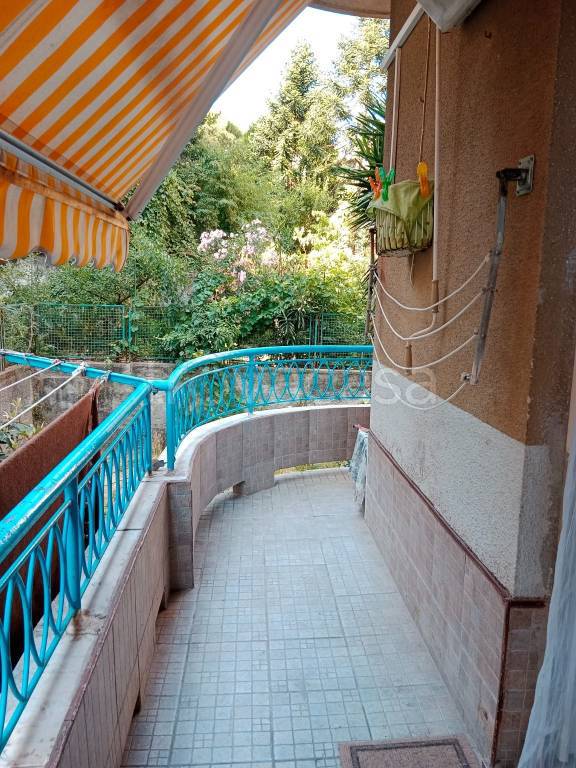 appartamento in vendita a Genova in zona Sestri Ponente