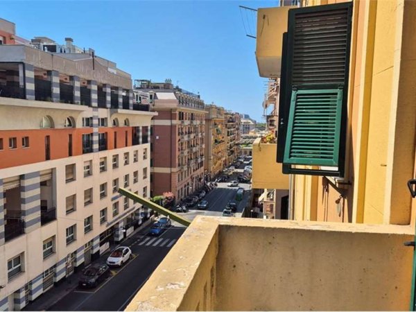 appartamento in vendita a Genova in zona Marassi