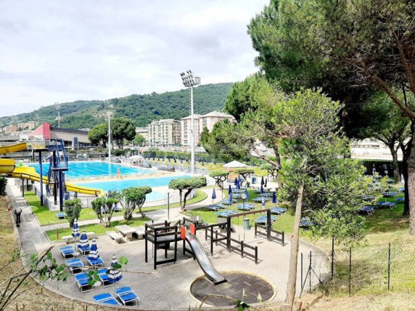 appartamento in vendita a Genova in zona Molassana