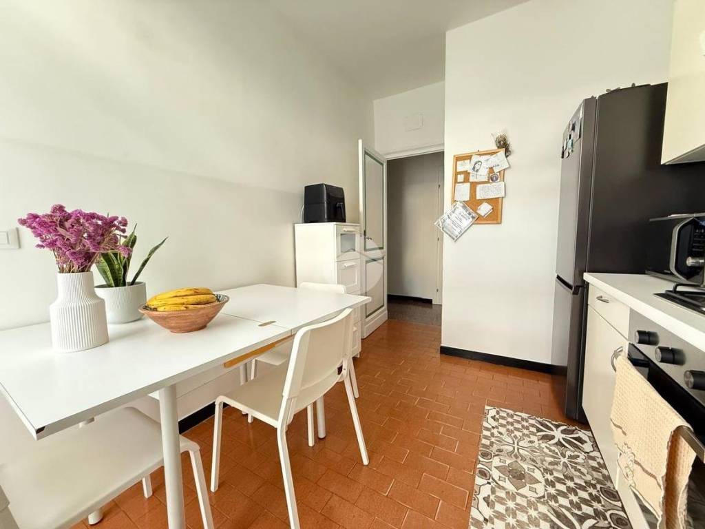 appartamento in vendita a Genova in zona Marassi