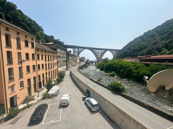 appartamento in vendita a Genova in zona Palmaro / Pra'