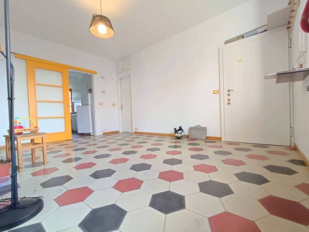 appartamento in vendita a Genova in zona Lagaccio / Granarolo