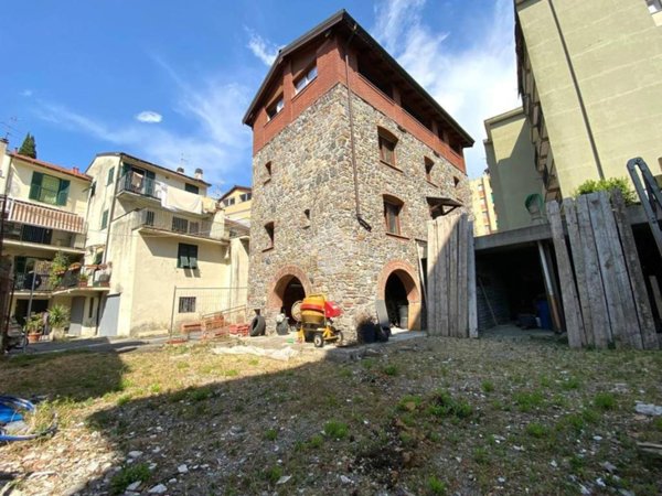 casa indipendente in vendita a Genova in zona Struppa