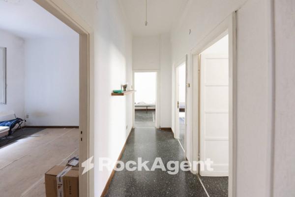 appartamento in vendita a Genova in zona DiNegro