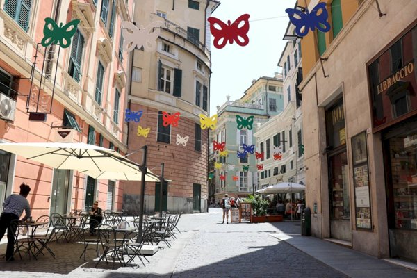 appartamento in vendita a Genova in zona Sottoripa / Maddalena / Molo
