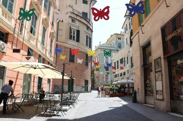 appartamento in vendita a Genova in zona Sottoripa / Maddalena / Molo