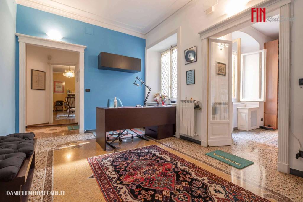 appartamento in vendita a Genova in zona San Vincenzo