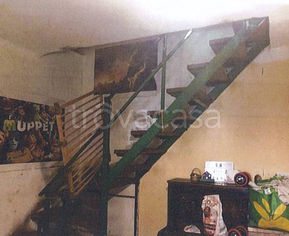 appartamento in vendita a Genova in zona Bolzaneto