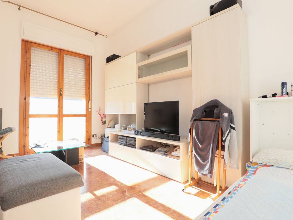 appartamento in vendita a Genova in zona Marassi
