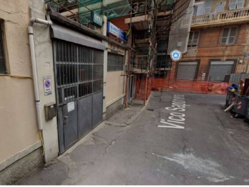 negozio in vendita a Genova in zona Sampierdarena