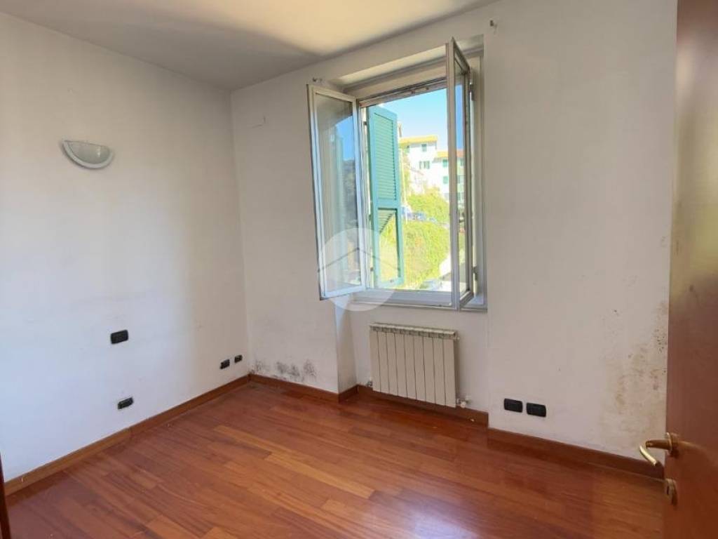 appartamento in vendita a Genova in zona Marassi