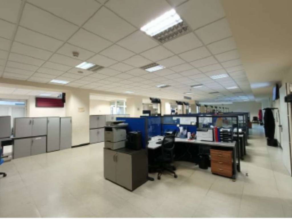 ufficio in vendita a Genova in zona Cornigliano