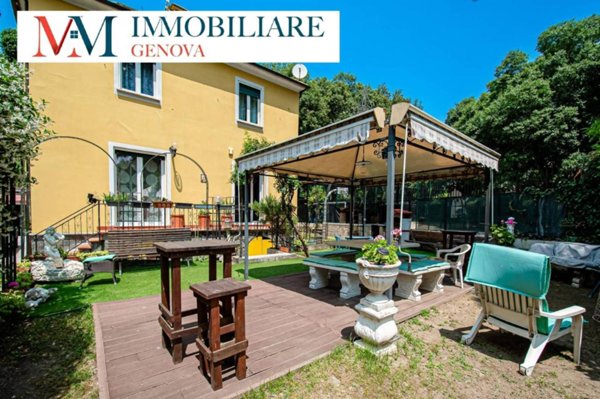casa indipendente in vendita a Genova in zona Murta