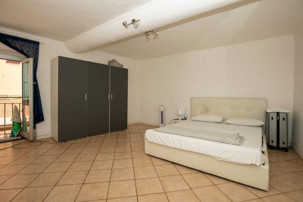 appartamento in vendita a Genova in zona Sampierdarena