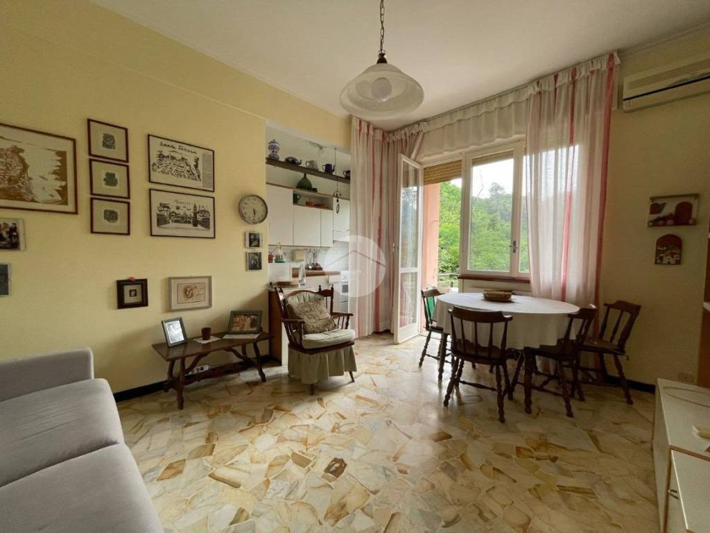 appartamento in vendita a Genova in zona Pegli