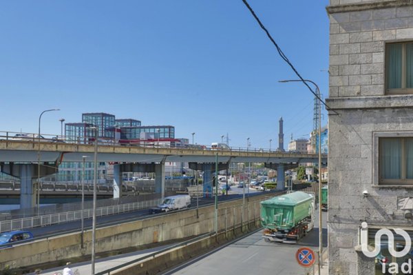 appartamento in vendita a Genova in zona Lagaccio / Granarolo