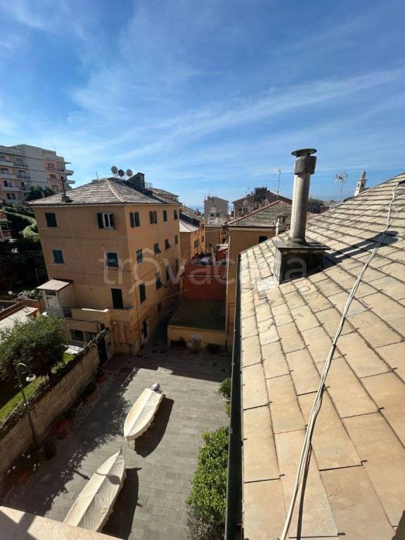 appartamento in vendita a Genova in zona Albaro