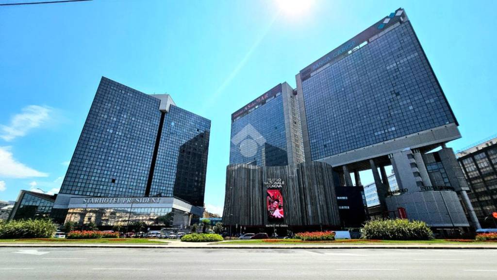 casa indipendente in vendita a Genova in zona Foce