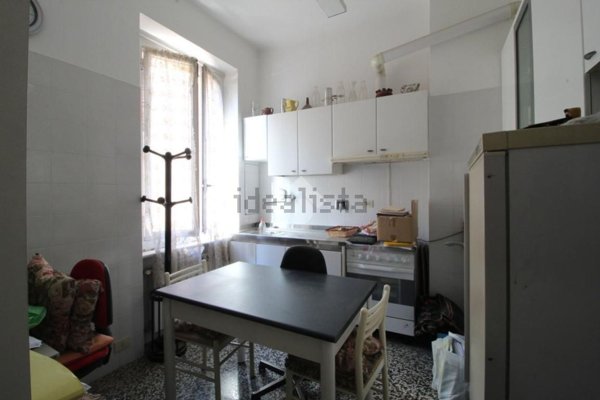 appartamento in vendita a Genova in zona Staglieno