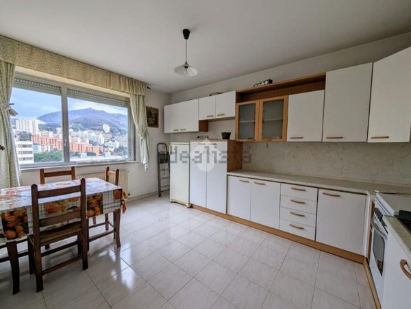 appartamento in vendita a Genova in zona Rivarolo