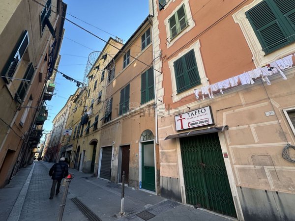 appartamento in vendita a Genova in zona Sestri Ponente