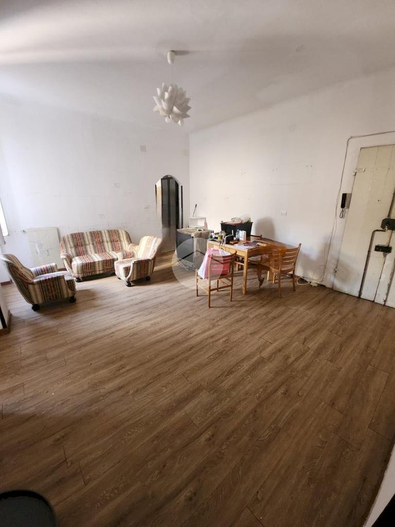 appartamento in vendita a Genova in zona Certosa
