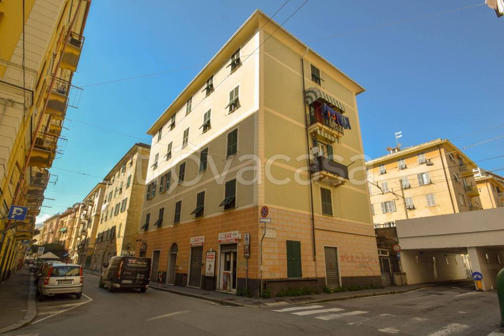 appartamento in vendita a Genova in zona Pegli
