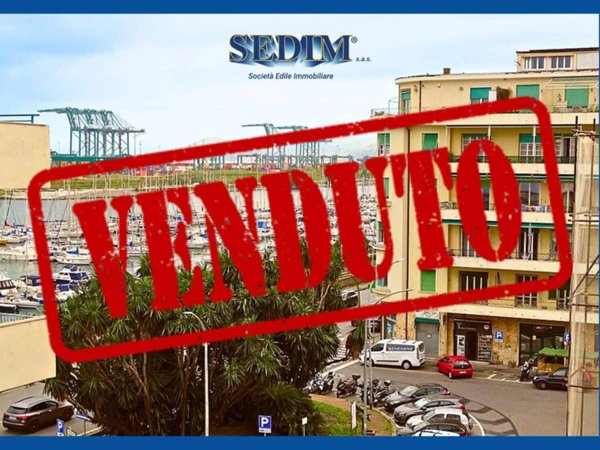 appartamento in vendita a Genova in zona Pegli
