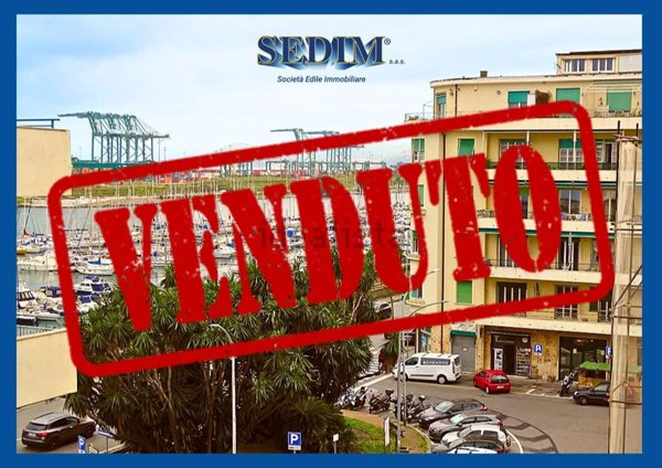 appartamento in vendita a Genova in zona Pegli