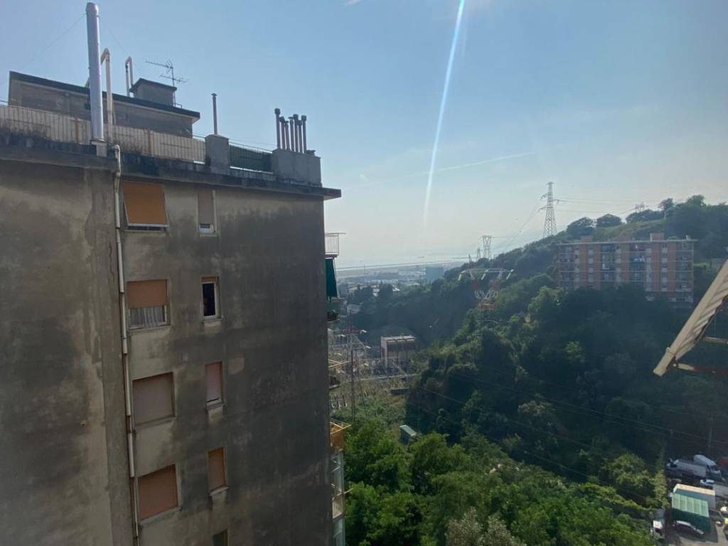 appartamento in vendita a Genova in zona Cornigliano