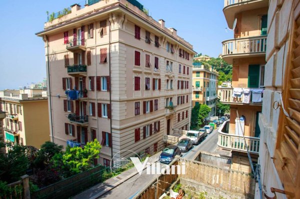 appartamento in vendita a Genova in zona Castelletto