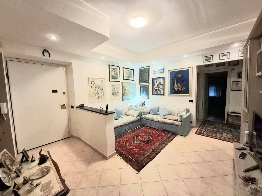 appartamento in vendita a Genova in zona Sampierdarena