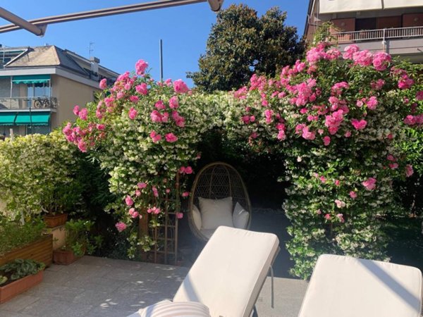 appartamento in vendita a Genova in zona Albaro