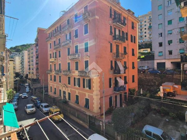 appartamento in vendita a Genova in zona Quezzi