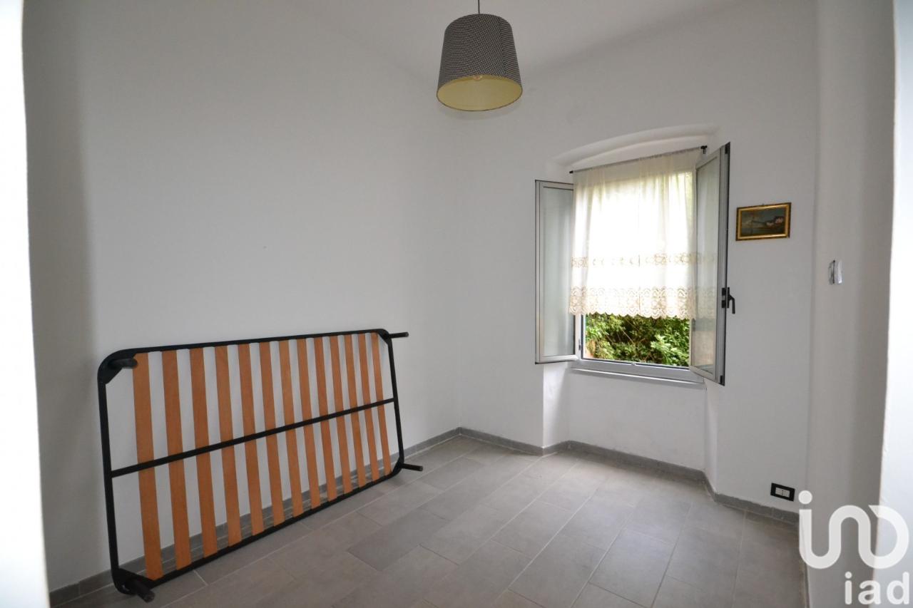 appartamento in vendita a Genova in zona Staglieno