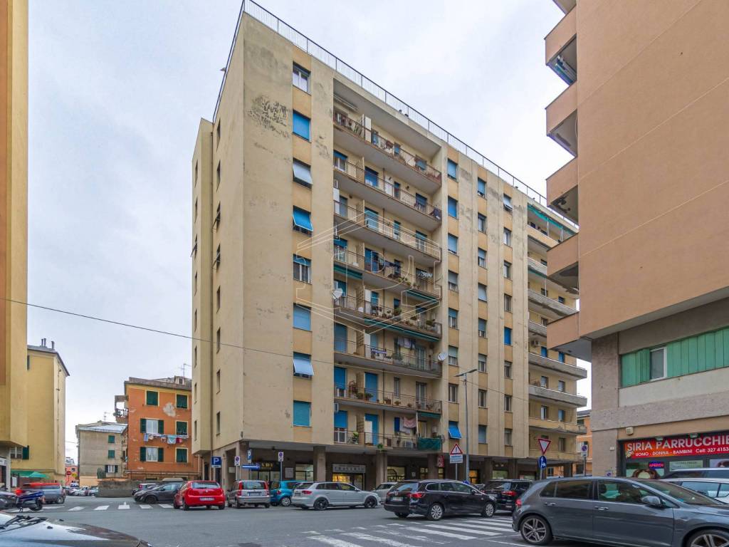 appartamento in vendita a Genova in zona Sestri Ponente
