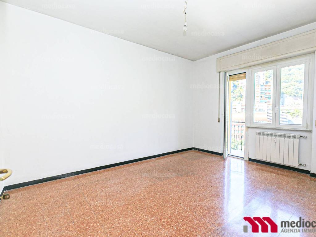 appartamento in vendita a Genova in zona Lagaccio / Granarolo