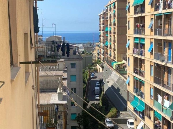 appartamento in vendita a Genova in zona Sampierdarena