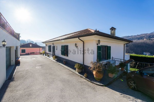 appartamento in vendita a Genova in zona Pontedecimo