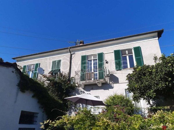 appartamento in vendita a Genova in zona Sestri Ponente