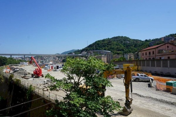 appartamento in vendita a Genova in zona Sampierdarena