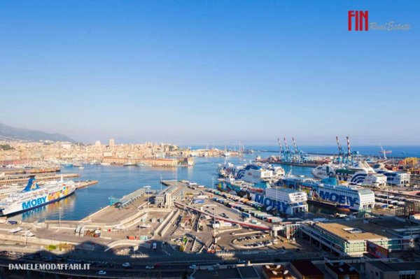 appartamento in vendita a Genova in zona DiNegro