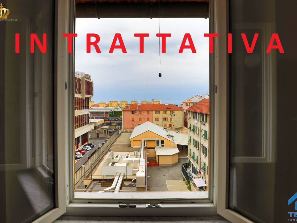 appartamento in vendita a Genova in zona Sestri Ponente